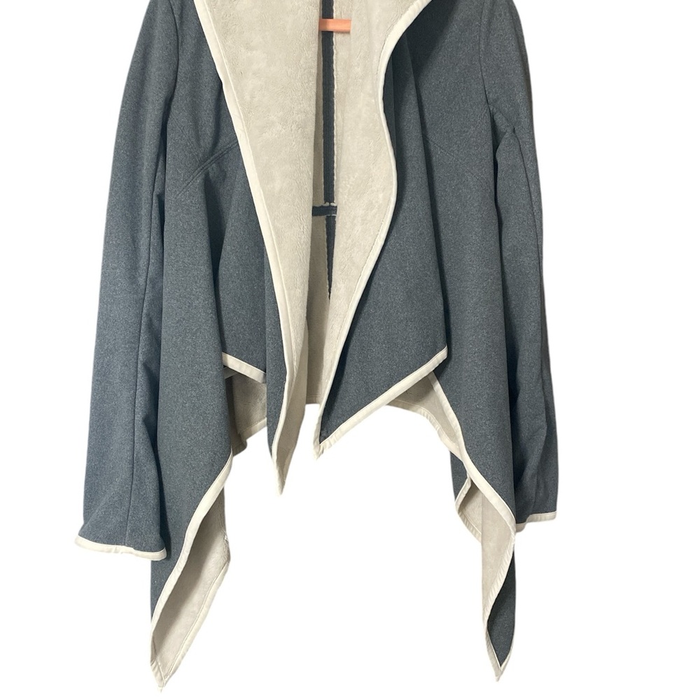 Lululemon Presence of Mind Jacket Cream and Gray Fleece Lined Open Wrap